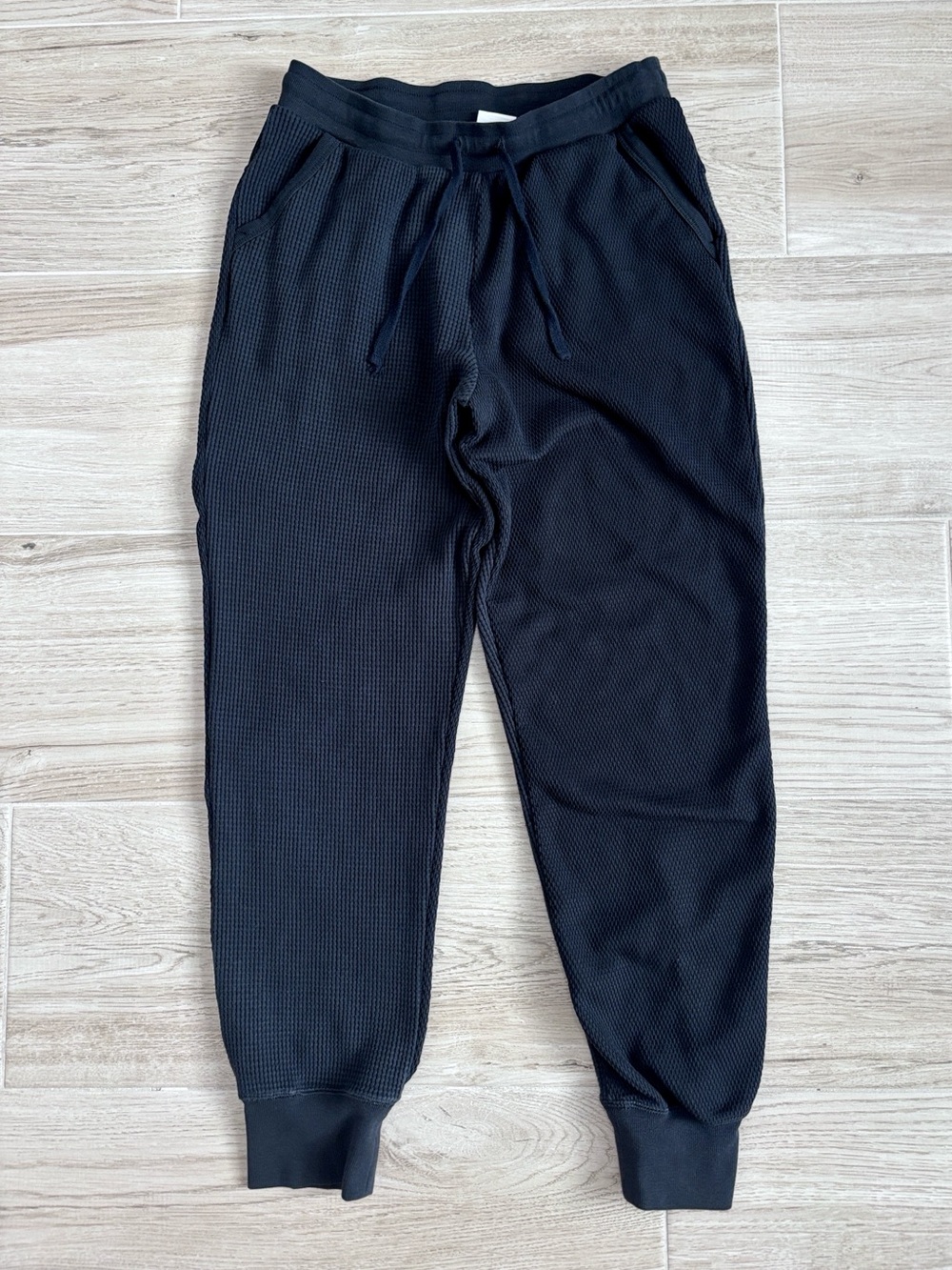 Nike Yoga Luxe Dri-Fit Black Waffle Knit Joggers Women’s Medium